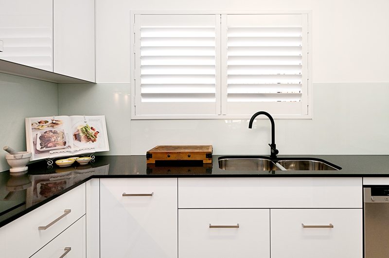 Kitchen Project: Touches of Black
